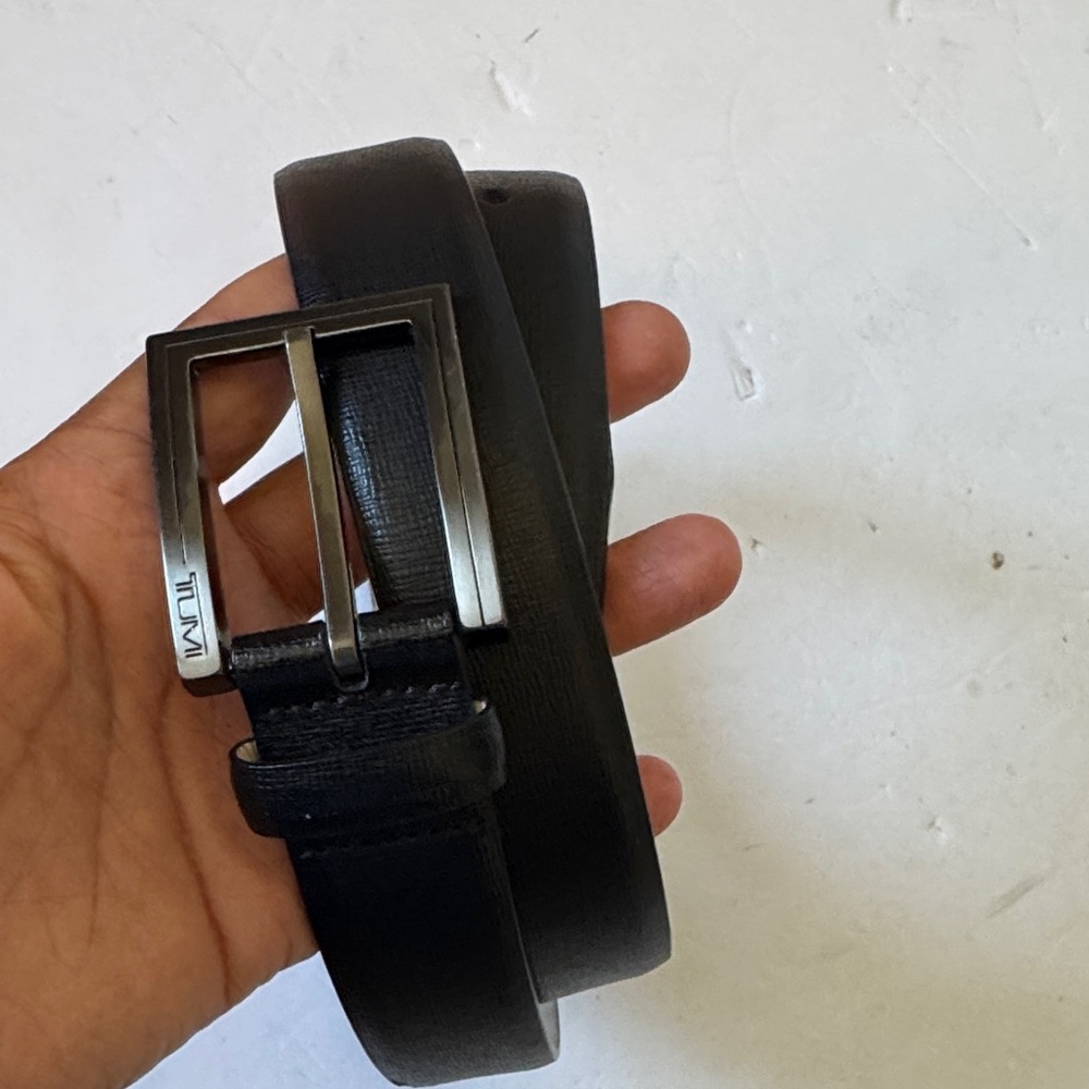 Tumi belt